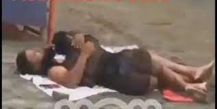 Chifre: mulher flagra marido empresário aos beijos com a secretária na praia; veja vídeo