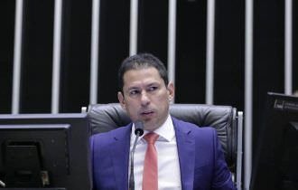 Deputado Marcelo Ramos propõe que apps de mensagem sejam obrigados a ter sede no Brasil