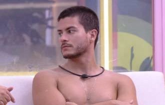 BBB22: saiba para quem Arthur deu o mostro