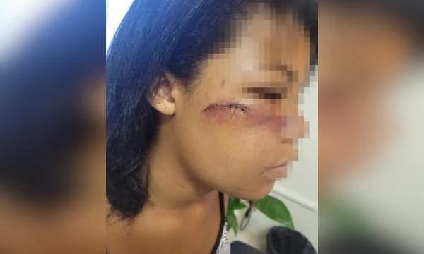 Homem usa marreta e faca para tentar matar mulher