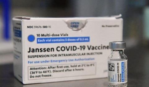 Johnson & Johnson suspende produção da vacina Janssen e causa preocupação de executivos