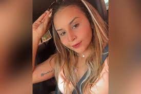 Jovem de Manaus que morreu carbonizada após capotar carro na AM-010, é identificada