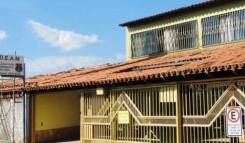 Mãe é presa em flagrante após sufocar bebê de 3 anos