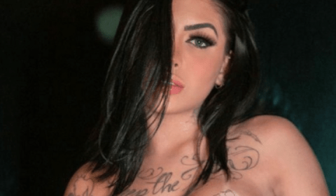 MC Mirella expõe atual peso e comemora emagrecimento após parto