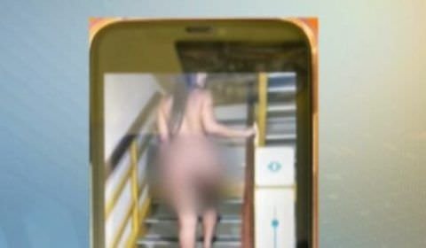 Mulher que tirou fotos nua em delegacia é companheira de policial