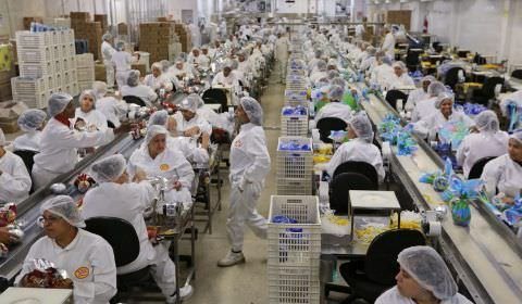 Confiança da indústria atinge menor nível desde julho de 2020