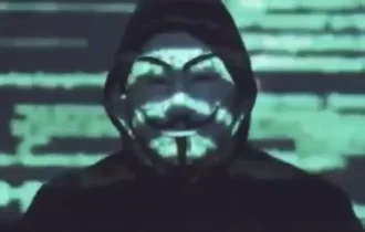 Anonymous invade TV estatal russa e exibe vídeos da guerra na Ucrânia