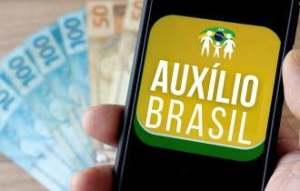 Beneficiários com NIS final 3 recebem hoje Auxílio Brasil
