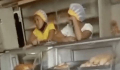 Chifre: esposa espera padaria abrir para tirar satisfação com amante do seu marido; veja vídeo