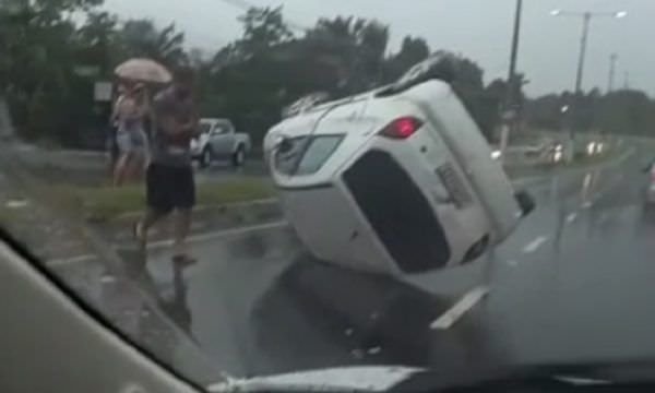 Chuva causa acidente com vítima fatal em Manaus (Veja o vídeo)