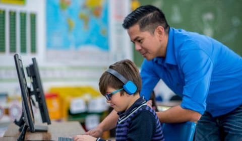 Descobrindo oportunidades de digitalização na educação
