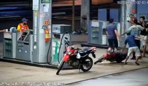 Discussão em posto de gasolina termina com homem morto; veja vídeo