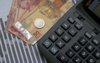 Quase 78% da população está endividada no Brasil