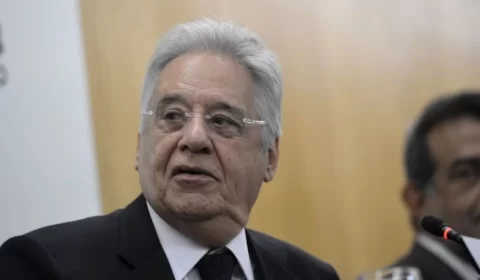 Ex-presidente FHC terá de passar por cirurgia, diz hospital