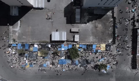 Motorista que teve carro destruído na Cracolândia relata desespero: 'Achei que fosse morrer'