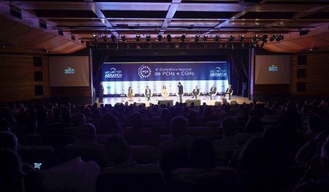 Geração de energia por pequenas usinas é debatida por mais de 900 pessoas em Conferência Nacional