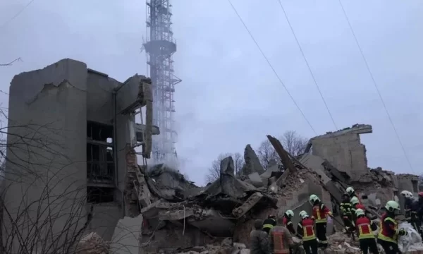 Guerra: Novo bombardeio em torre de TV deixa nove mortos na Ucrânia