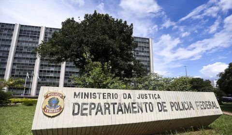 PF combate grupos investigados por tráfico internacional de cocaína