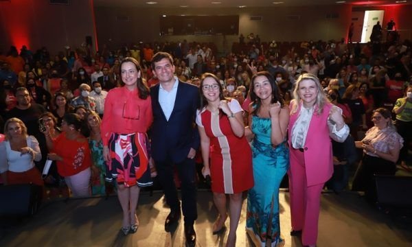 Podemos Mulher reúne em São Paulo lideranças femininas com Sergio e Rosangela Moro