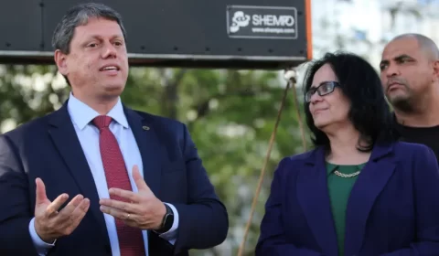 Por eleições, Bolsonaro oficializa saída de nove ministros nesta quinta-feira (31)