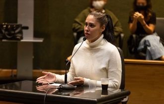 Presas denunciam 'ato libidinoso' entre Monique Medeiros e advogado na cadeia