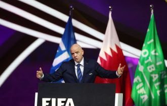 Presidente da Fifa recua de plano polêmico de Copa do Mundo bienal