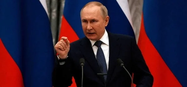 Putin supervisiona exercício militar "para ataque nuclear"