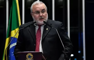 Senador propõe a fusão entre Petrobras e Eletrobras