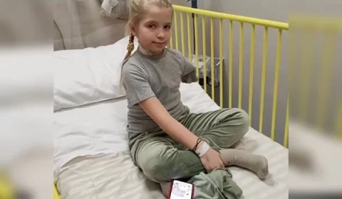 Ucraniana de 9 anos tem braço amputado após ser atingida por disparos