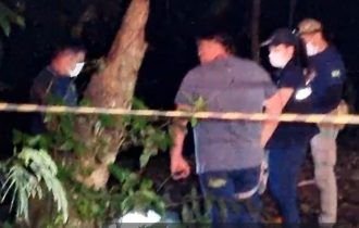 URGENTE: corpo é encontrado sendo comido por jacaré em Manaus