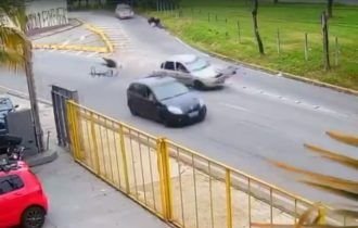 URGENTE: Veja o momento que ciclistas são arremessados por bandidos