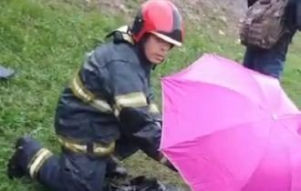 Veja o emocionante resgate das vítimas no Amarelinho em Manaus
