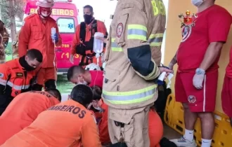 Vídeo: bombeiros conseguem salvar vida de criança que se afogou