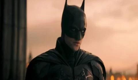 Vídeo: homem solta morcego em sessão de Batman e causa confusão