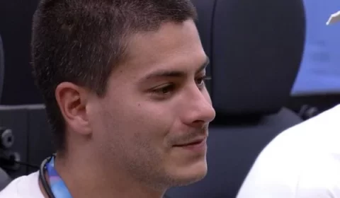 Web acusa Maíra Cardi de mandar mensagem cifrada para Arthur no BBB22