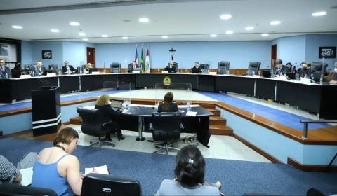 Por irregularidades em convênio, TCE-AM aplica multa ao ex-secretário de Estado de Educação e ao ex-prefeito de Careiro da Várzea