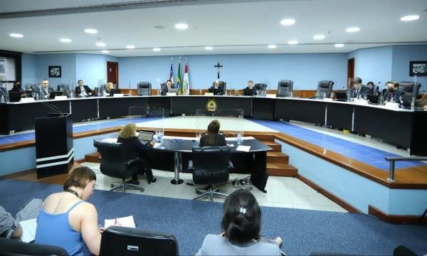 Por irregularidades em convênio, TCE-AM aplica multa ao ex-secretário de Estado de Educação e ao ex-prefeito de Careiro da Várzea