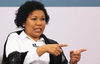 Vera Lúcia, do PSTU, promete estatização total e armas “a valor popular”