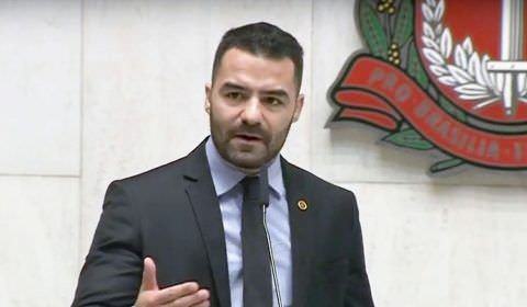 Alesp mantém processo de cassação de Arthur do Val