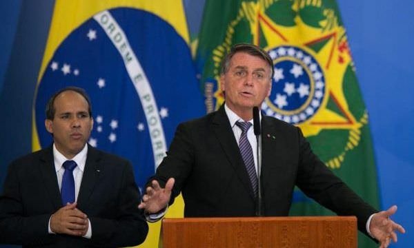 Bolsonaro diz que lucro da Petrobras é “estupro”