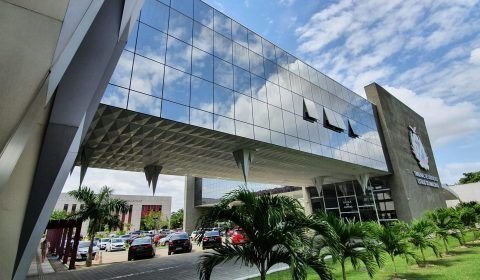TCE-AM determina suspensão de dez pregões presenciais de Autazes