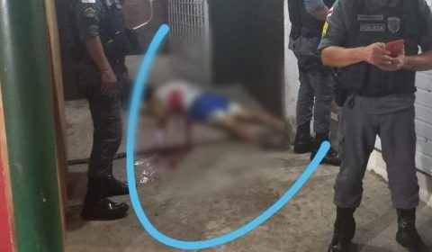Homem é morto a tiros durante conversa com amigos em Manaus