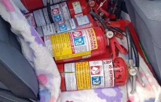 Homem finge ser bombeiro e furta extintores de hospital
