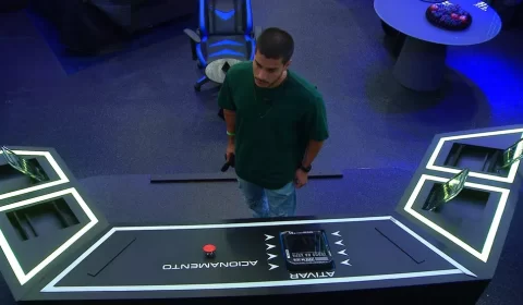 No Quarto Secreto BBB 22, Arthur Aguiar ativa o card de Todos na Xepa e diz: 'Tirando o PA é só decepção'