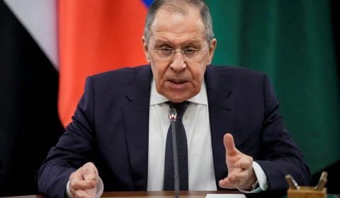 Rússia diz que Ucrânia apresentou esboço “inaceitável” de acordo de paz