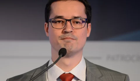 TCU deve enviar boletos de R$ 2,78 mi para Janot e Dallagnol devolverem dinheiro público gasto na Lava Jato