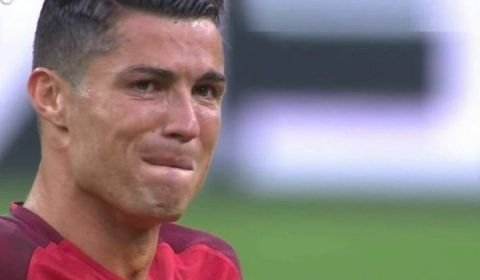 Urgente: jogador Cristiano Ronaldo anuncia morte de um dos filhos gêmeos