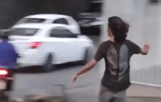 Veja o momento que skatista arretado é atropelado