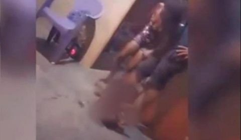 VÍDEO: mulher espanca bebê com chutes, tapas e ninguém o defende; assista