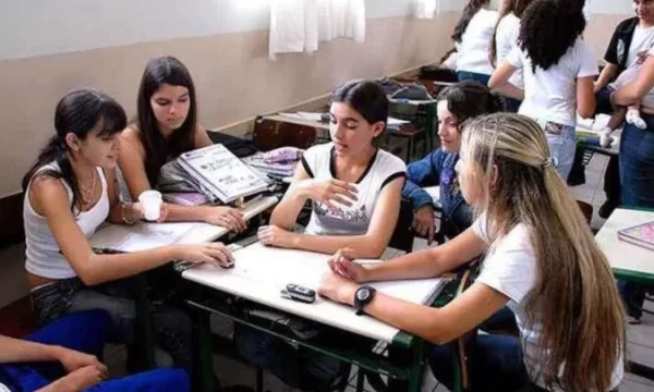 Violência no ambiente escolar é menor no Ensino Médio Integral